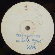 KENYA 78 RPM GUITAR MALE DUET JOSEPH ABASI TOM MITI HELENA UFANYE KAZI HEAR 