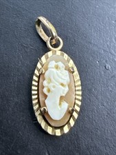 Ancien Pendentif Médaille
