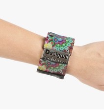 bracelet marque Desigual