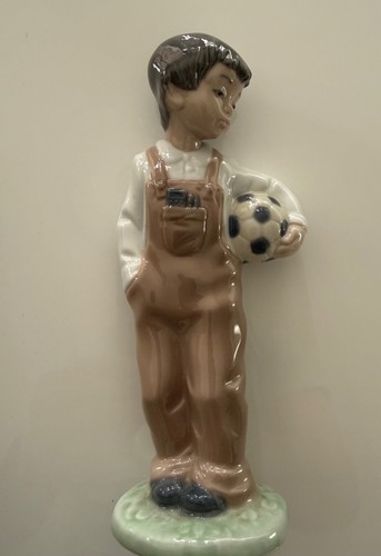 Figurine lladro garçon - lladro.,