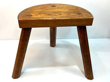 Tabouret de ferme tripode