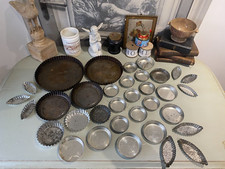 34 Anciens Petits Moules à