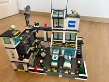 Lego - 7744 - City - Jeux de construction - Le poste de Police
