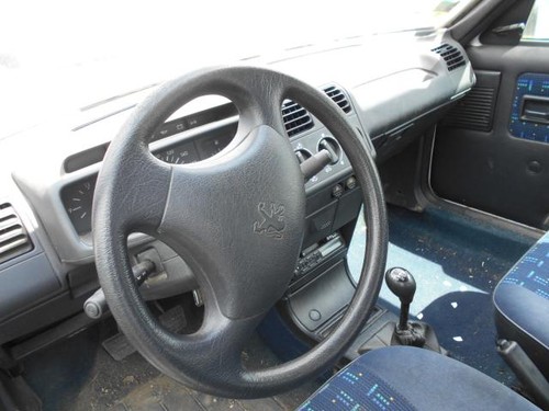 Custode arriere gauche peugeot - custode,