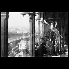 Photo L.000016 TOUR EIFFEL