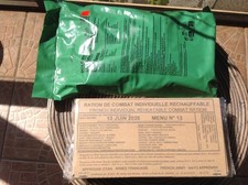 Lot de deux rations de combat