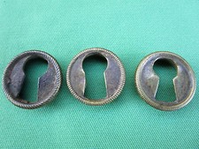 3 ancienne entrées serrure