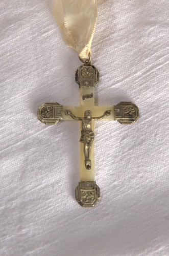 Croix communion ancienne - croix,