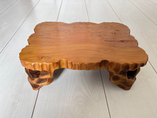 Support décoratif en bois naturel kadai de classe moyenne, table sur pied à...