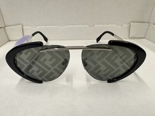 Lunettes de Soleil FENDI