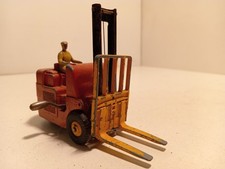 Dinky Toys 597 F Chariot à