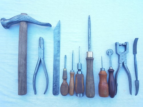 Lot ancien outil - , cordonnier
