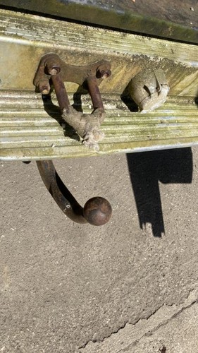 Attelage - (boule, remorquage)