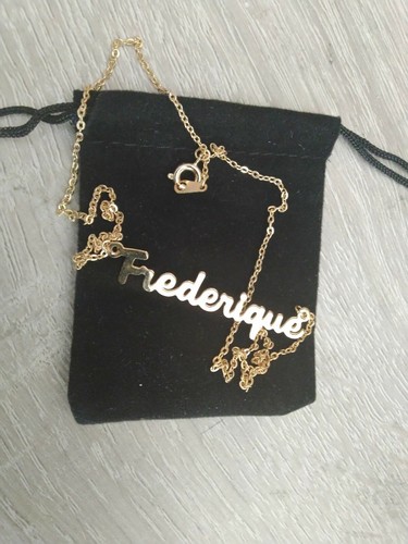 Collier ras cou prénom - ras,