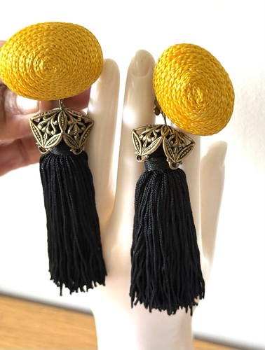 Boucles oreilles pompon - boucles, d’oreilles