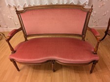 1 Canapé   2 Fauteuils rose