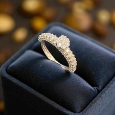 Bague de fiançailles pavée