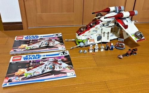 Lego 7676 2008 - 2008, republic