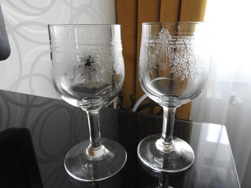 Ancien verre pied - ancien, cristal