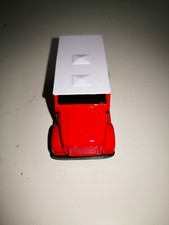 Maisto Red&white Armored Van