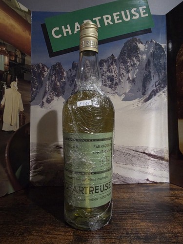 Chartreuse