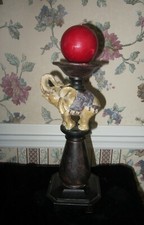 WHITE ELEPHANT RAISED TRUCK