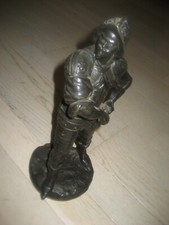 statuette en bronze  patinée