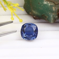 Saphir Bleu De Ceylan Naturel