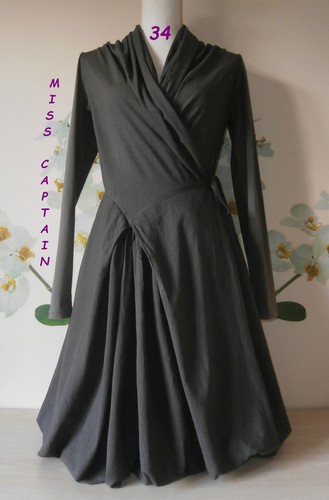 Robe neuve 34 miss captain - 34,