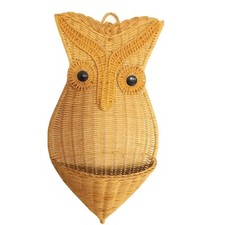 MAGNIFIQUE PORTE COURRIER / VIDE POCHE MURAL EN ROTIN FORME HIBOU  VINTAGE 70'S