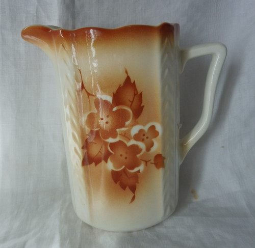Broc toilette vase - toilette, art