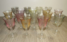 Vintage, 16 jolies verres à Goute , liqueur colorés année 1960
