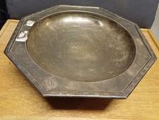 Très ancienne coupe à fruits