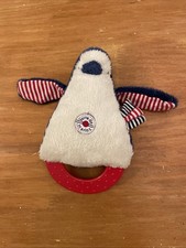 Doudou Hochet Pingouin Terre de marins Bleu Marine Rouge Rayé Blanc Dentition