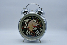 ANCIEN  Réveil WARNER BROSS TAZ Diable De Tasmanie ( Bel objet de décoration )