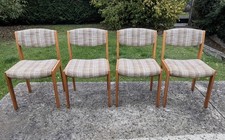 Ensemble De Quatre Chaises Style Scandinave 70/80 Design Vintage 