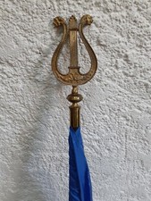 Ancienne décoration hampe de drapeau Lyre fanfare Société de musique militaire ?