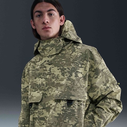 New nike tech - new,