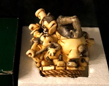 HARMONY KINGDOM STEAMBOAT WILLIE DISNEY MICKEY MOUSE FIGURINE FIGURE AUCTIONS BX