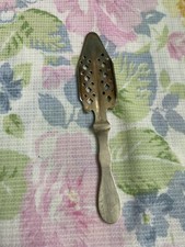 ancienne cuillere a absinthe