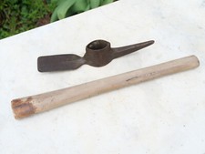 US ARMY - INTRENCHING PICK MATTOCK  M1910 piochon US Provenance Normandie 1944