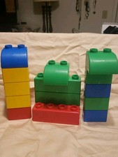 Lot Of 14  Vintage LEGO Quatro