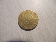 PIECE DE MONNAIE DE FRANCE  10c marianne cupro alu 1982