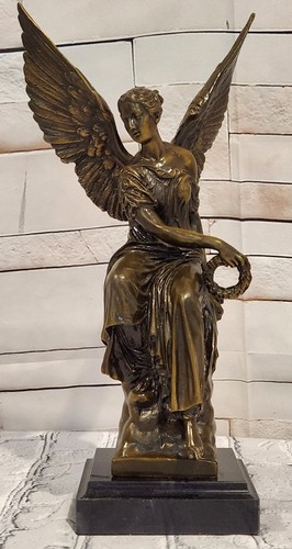 Statue déesse bronze la - de,