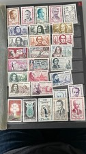 COLLECTION DE TIMBRES +