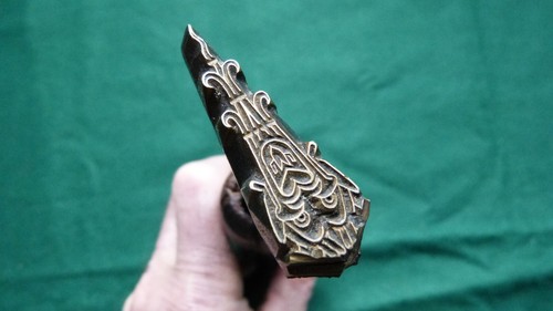 Outil ancien bronze - ancien, reliure