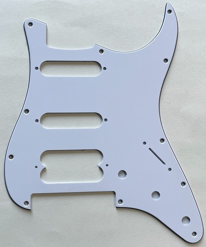 Ply white pickguard - 3,