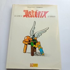 Le Livre d'Asterix Le Gaulois Édition Luxe 40e Anniversaire 145 pages
