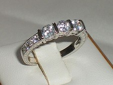 Bague d'éternité en argent