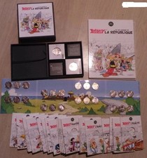 COFFRET ASTERIX 2015 COLLECTION ARGENT 24X 10€+2X 50€ LIVRET UDERZO COMPLETE MDP